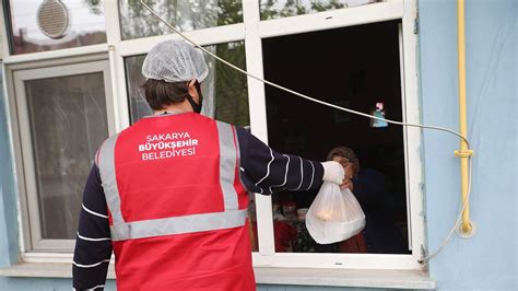 Yardıma Muhtaç Ailelere Erzak Yardımı